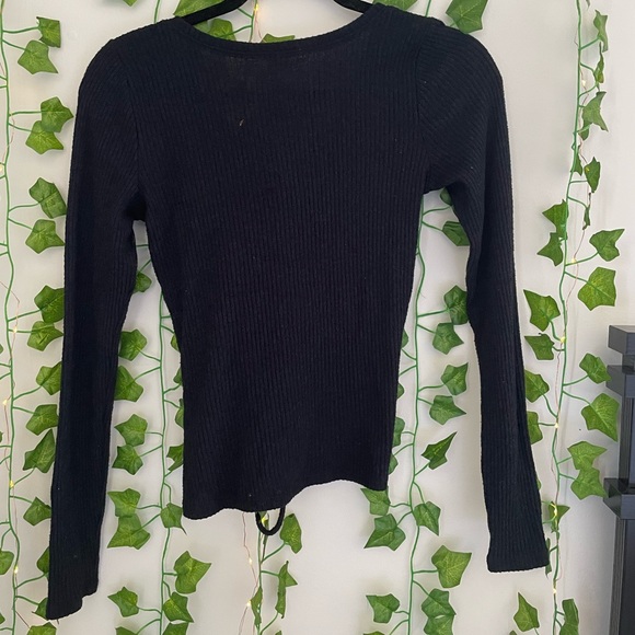 Hollister Ribber Ruched Drawstring Longsleeve - Picture 2 of 2